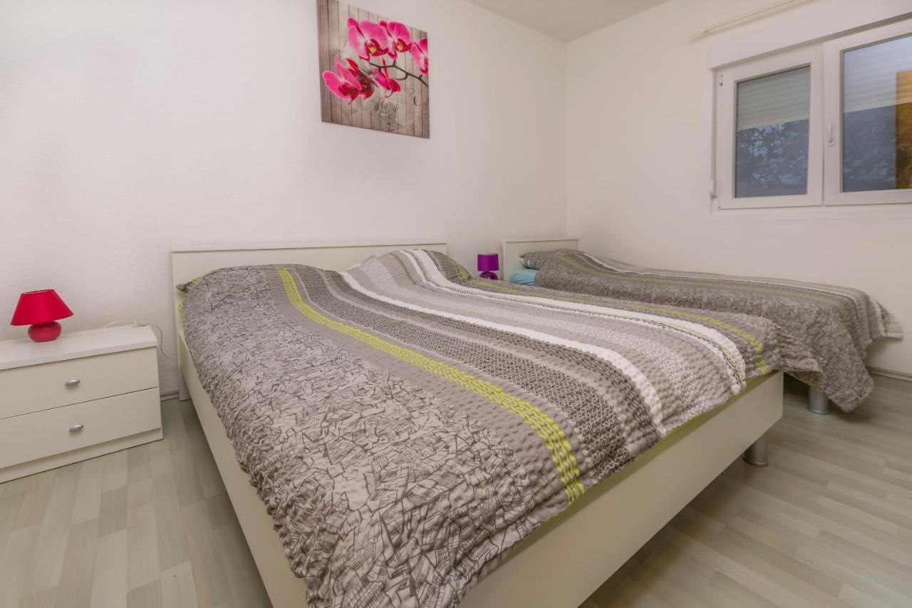 Apartments Olivera 로고즈니차 외부 사진