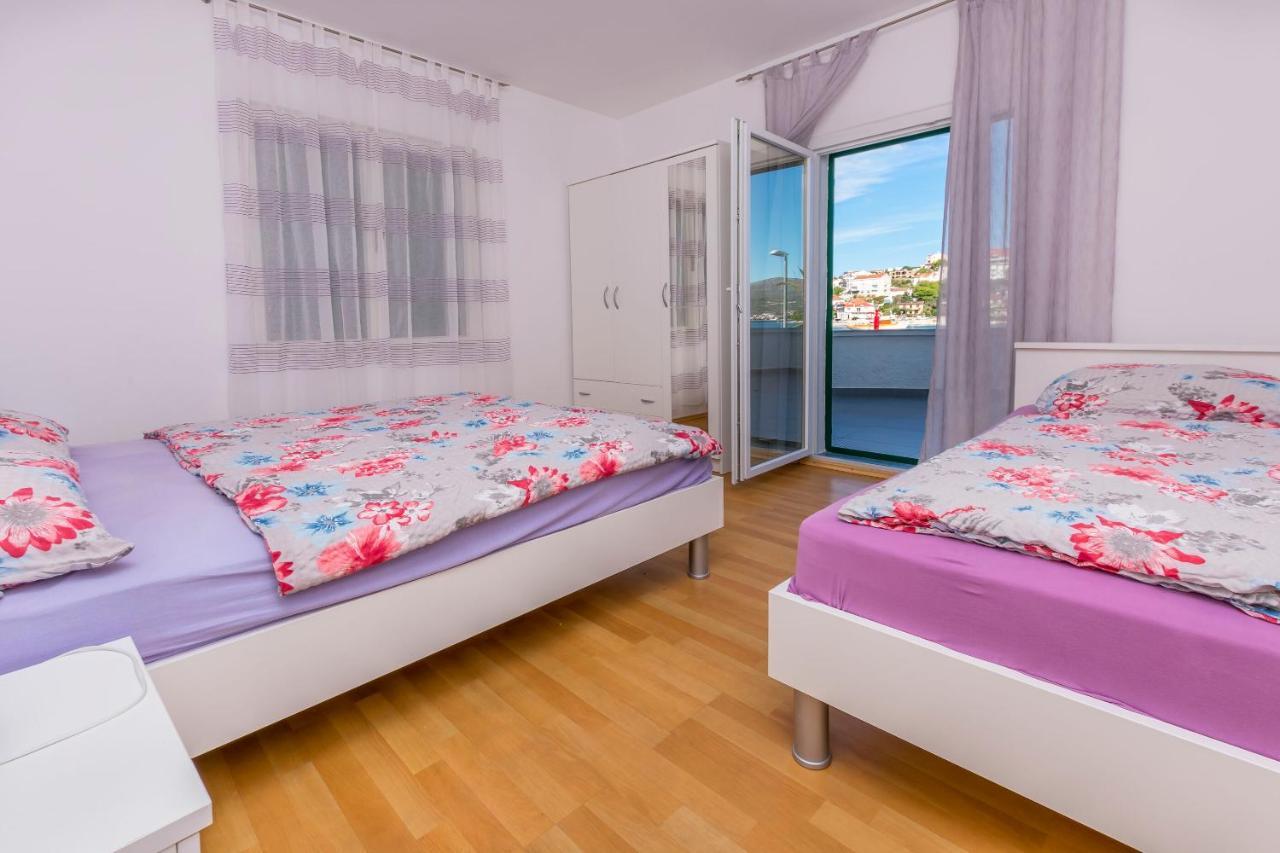 Apartments Olivera 로고즈니차 외부 사진