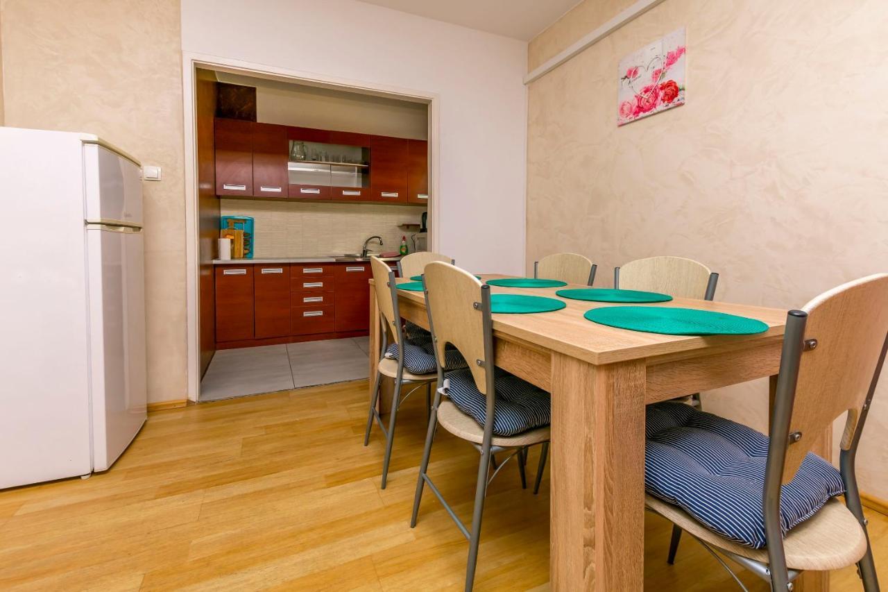 Apartments Olivera 로고즈니차 외부 사진