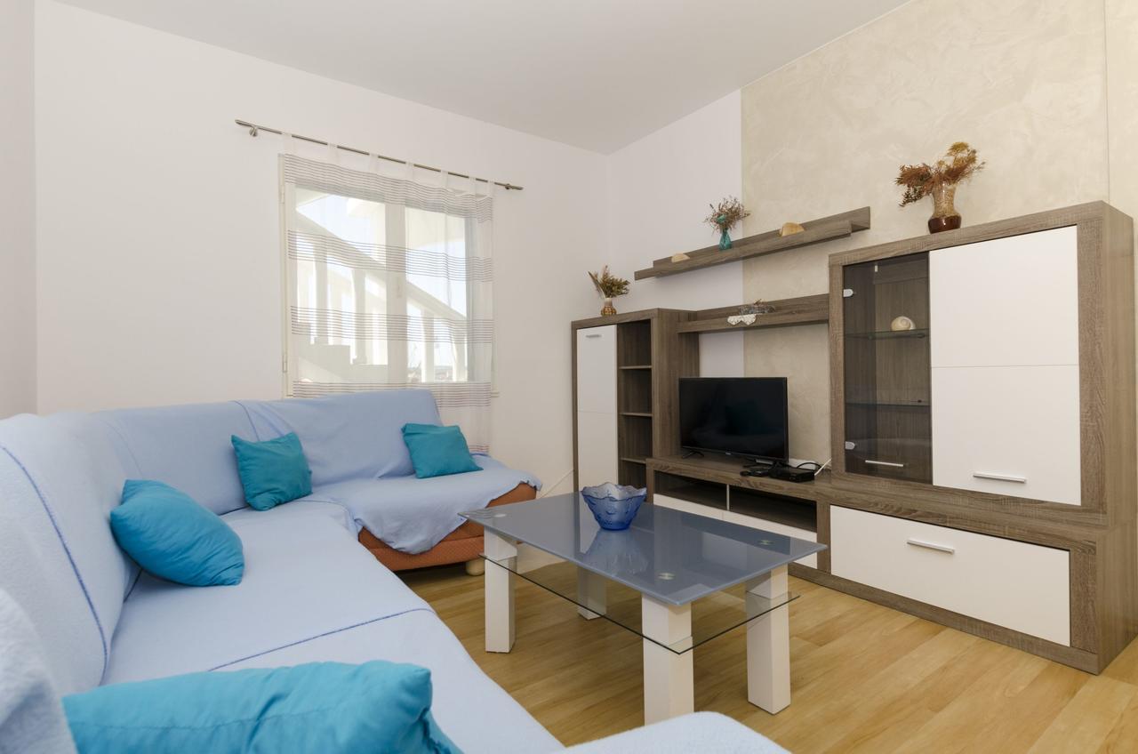 Apartments Olivera 로고즈니차 외부 사진