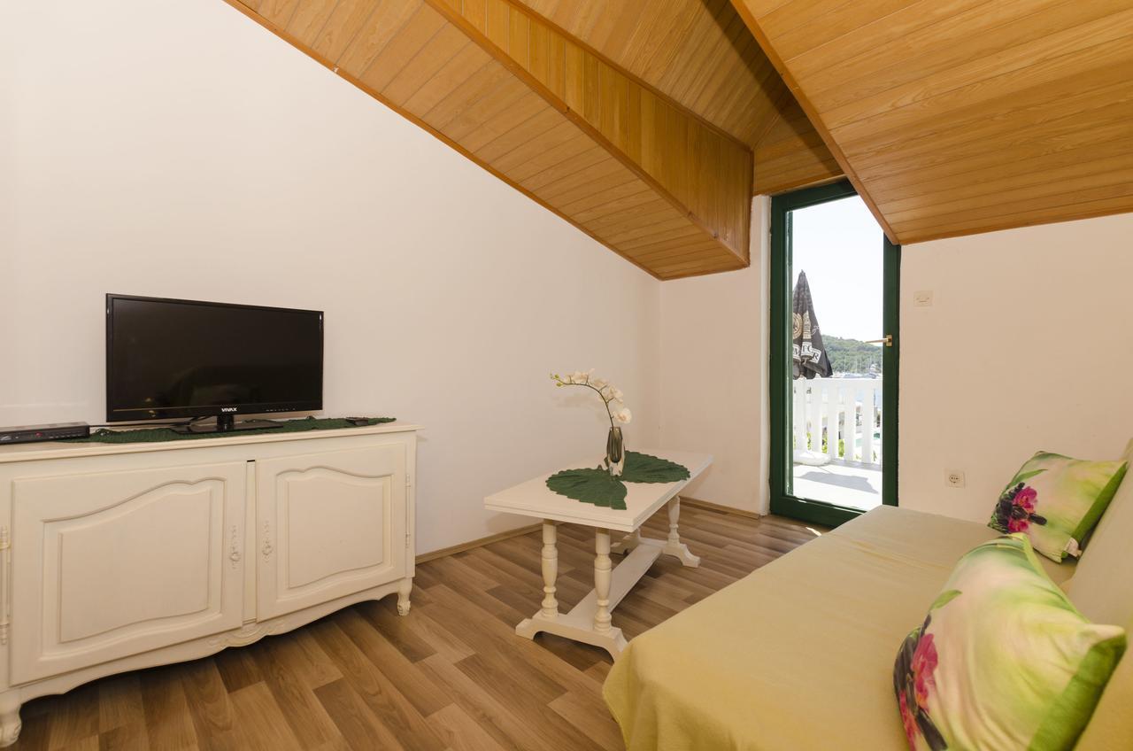 Apartments Olivera 로고즈니차 외부 사진